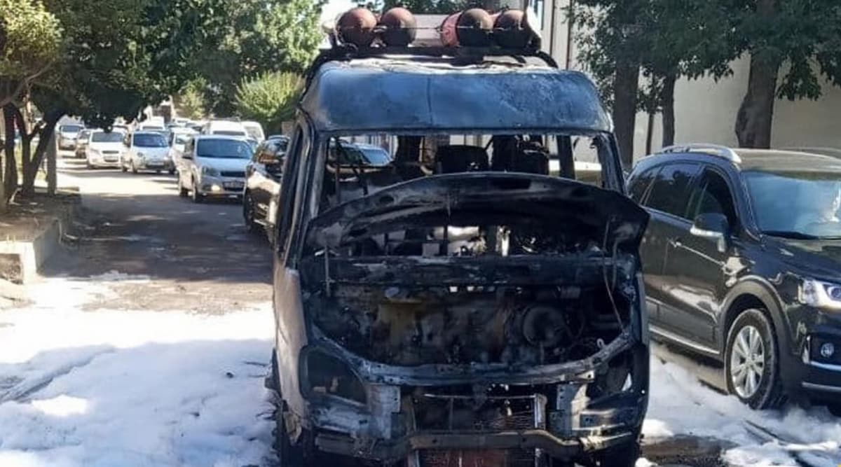 Toshkentda yo‘lovchi tashuvchi «Gazel» yonib ketdi