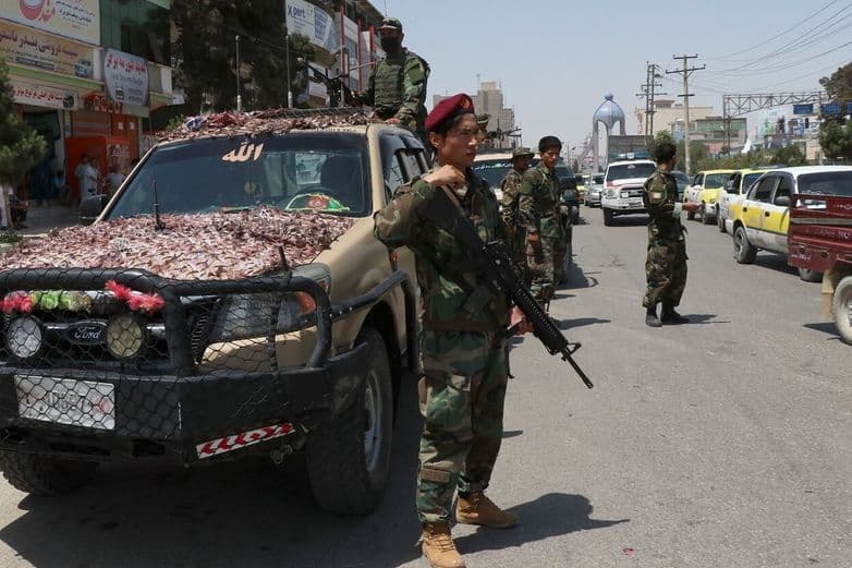 Afg‘on armiyasi hududlarni birma-bir topshirmoqda. AQSh ketgach Afg‘onistonda nimalar bo‘ladi?