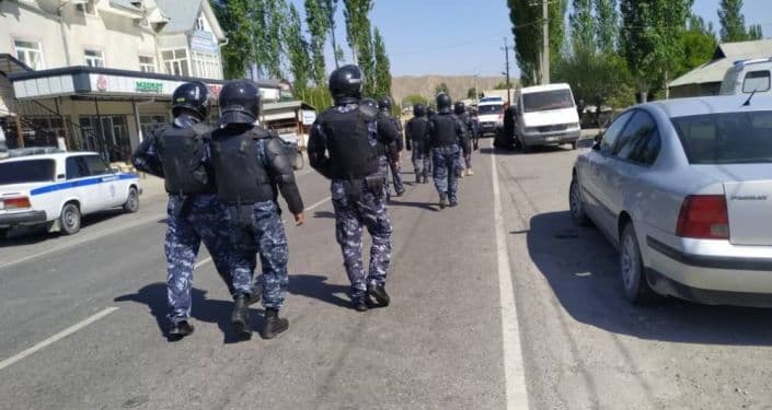 Тожикистон ва Қирғизистон миллий хавфсизлик қўмиталари раҳбарлари қўшинларни чегарадан олиб кетишга келишиб олди