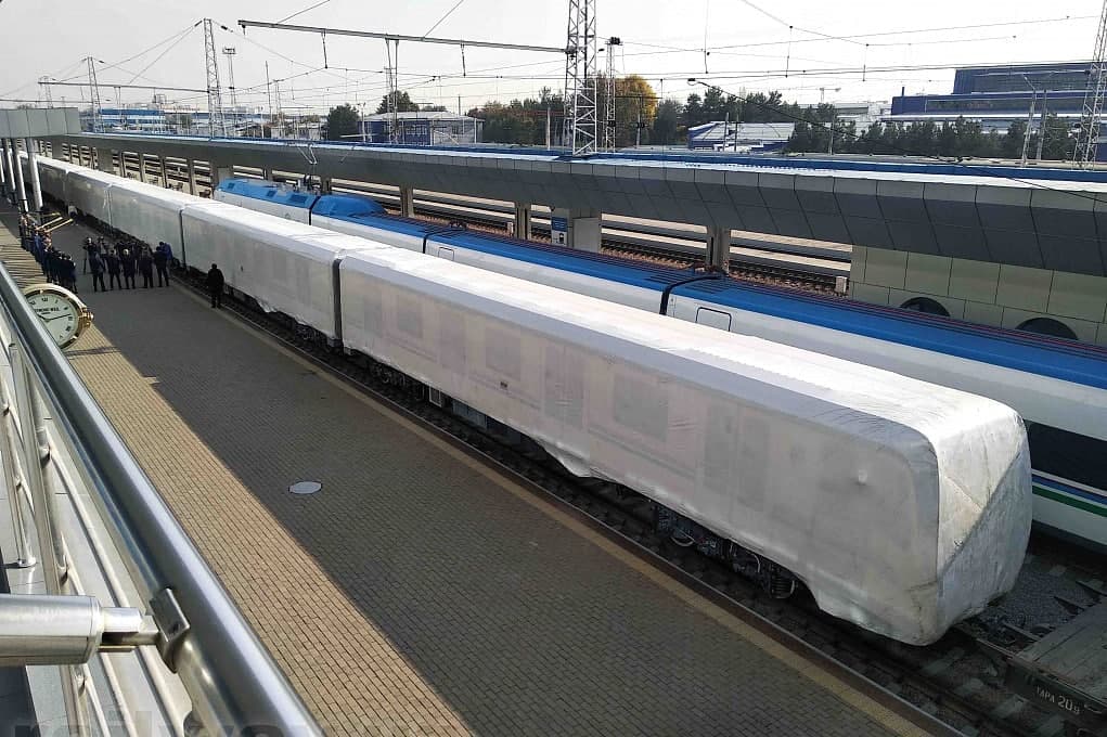 Toshkent metropoliteni Rossiyadan yana 20ta vagon qabul qildi