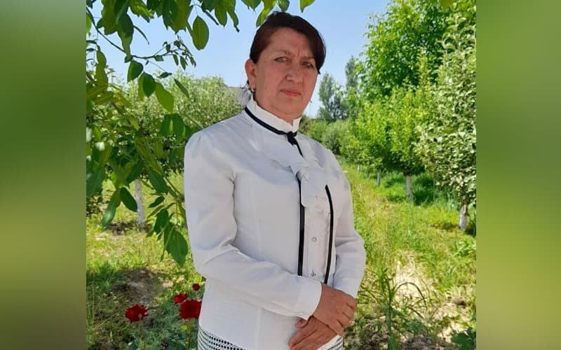 «Nemis tili sinflarini yopib, ingliz tiliga aylantirishdi. Maktablarda savodsizlik avj oldi» - yakkabog‘lik chet tili o‘qituvchisi bilan suhbat