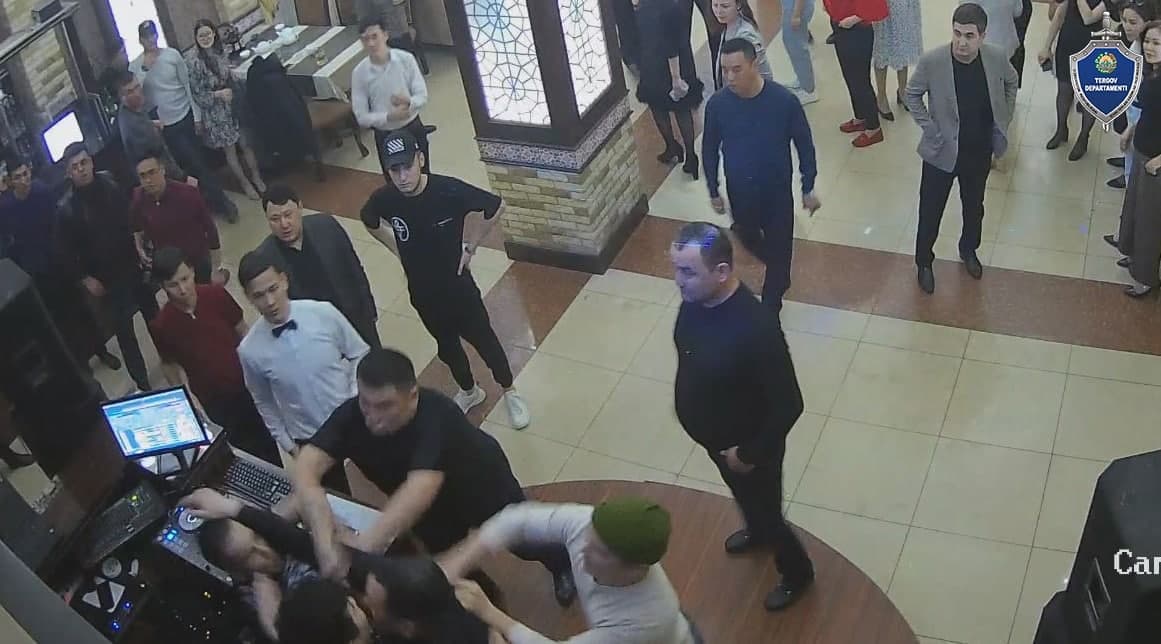 В одном из ресторанов Нукуса избили диджея. Возбуждено уголовное дело