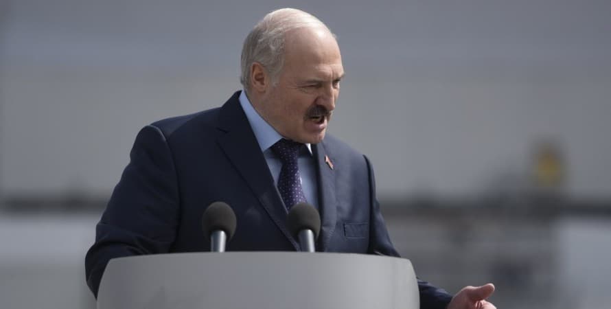 Lukashenko Ukraina bilan chegarani to‘liq yopishni buyurdi