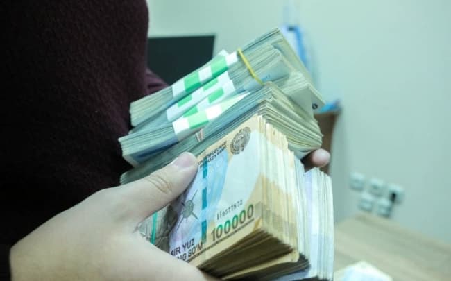 Samarqandda qarzdor ota farzandlari uchun 167 million so‘m aliment to‘ladi