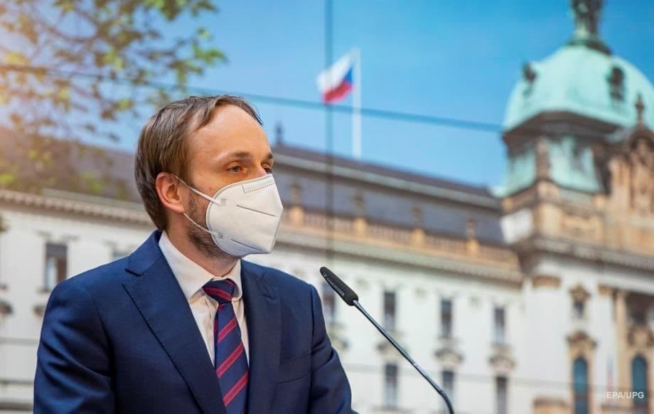 Chexiya Rossiya elchixonasining yana 63 xodimini o‘z hududidan chiqarib yuboradi 