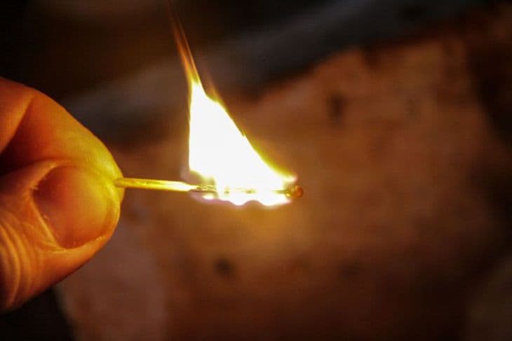 Sirdaryoda ona-bolani o‘ldirib, yoqib yuborgan shaxsga jinoiy ish qo‘zg‘atildi