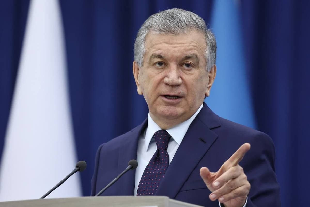 Hokimlar o‘qimaydi, bizning katta muammomiz shu – Shavkat Mirziyoyev