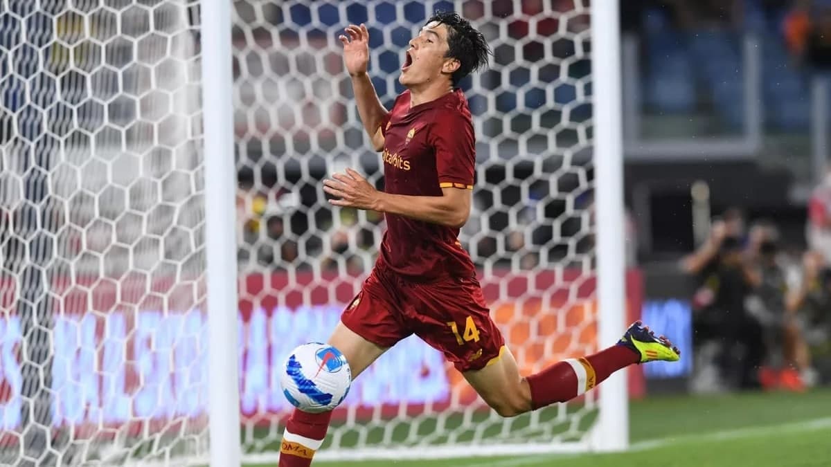 Sevilla FC interested in Shomurodov’s transfer from Roma 