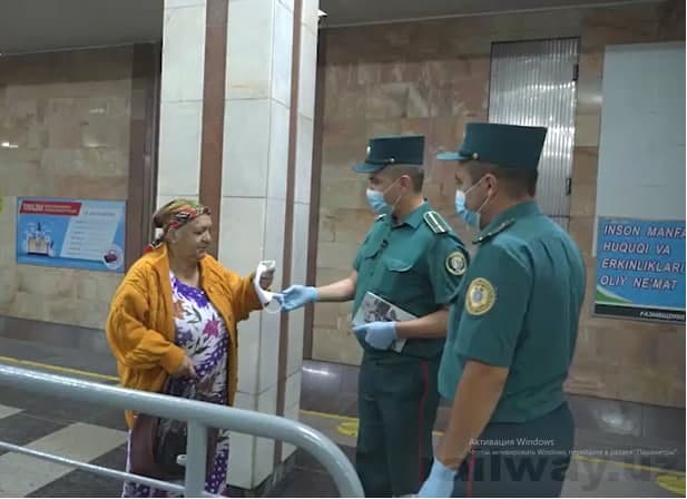 В столичном метрополитене проводят рейды против «безмасочников»