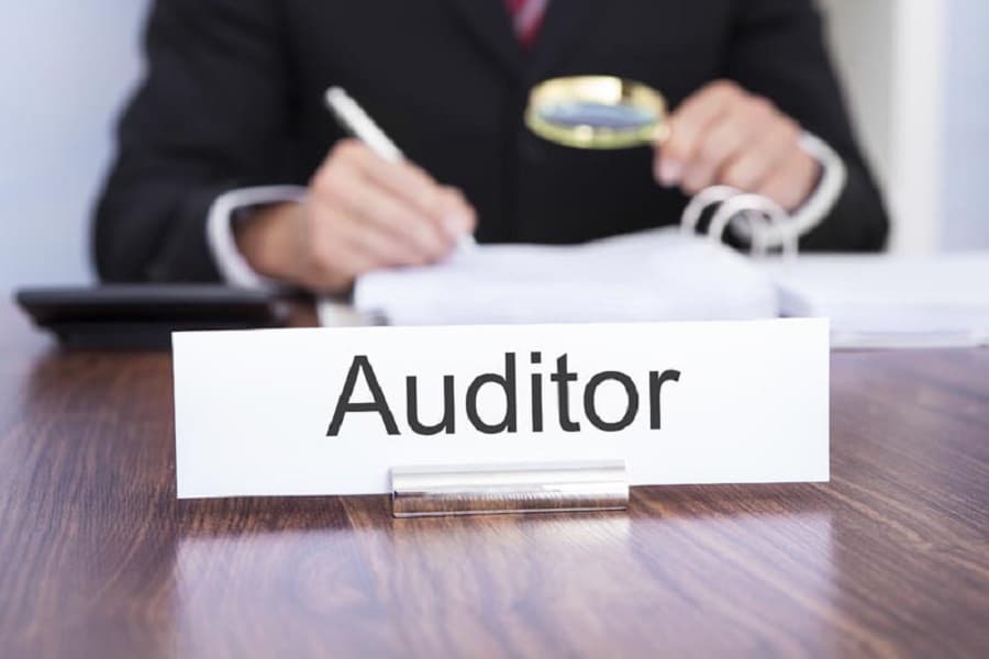 Moliya vazirligining qator funksiyalari auditorlar jamoat birlashmalariga o‘tkaziladi