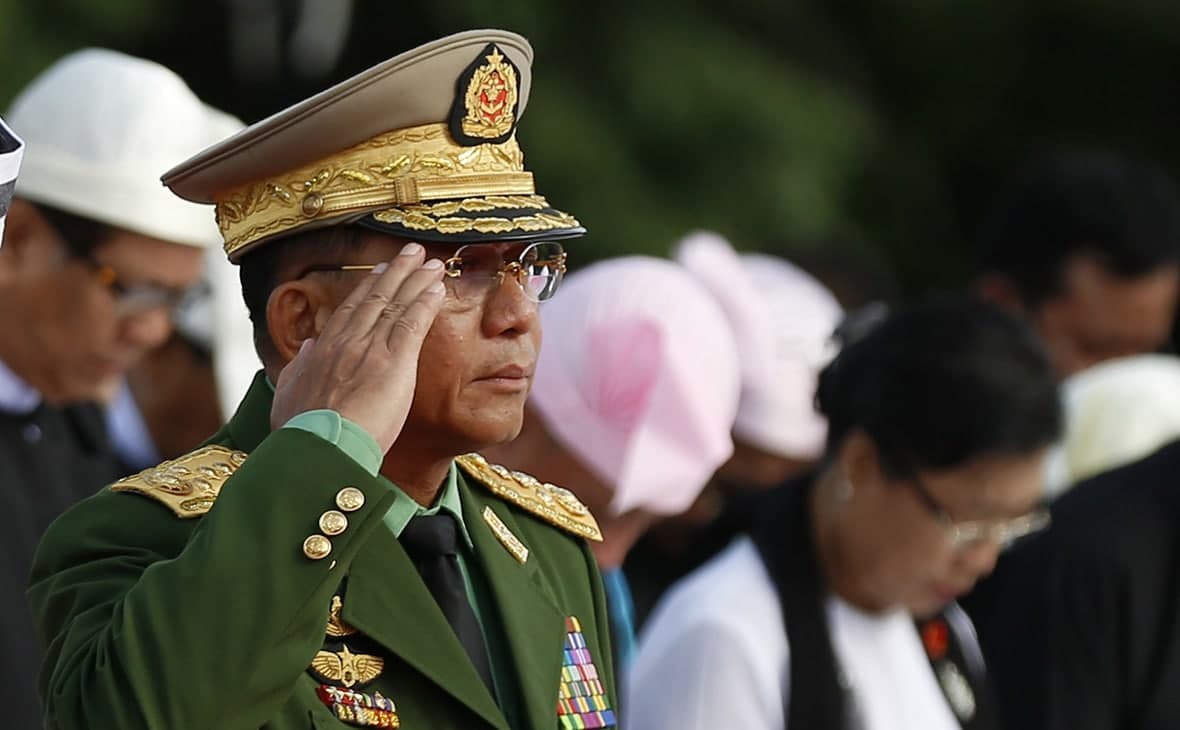 Min Aung Hlaing Moskvaga keldi