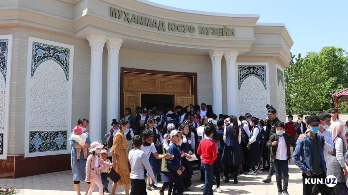Andijonda Muhammad Yusuf tavallud topgan kun keng nishonlanmoqda 