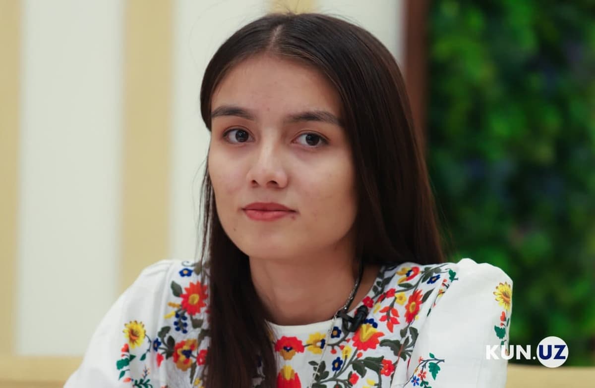 “Talaba tadbirlar zalini emas, miyasini to‘ldirishi kerak” - AQSh elchixonasi grantini yutgan qiz