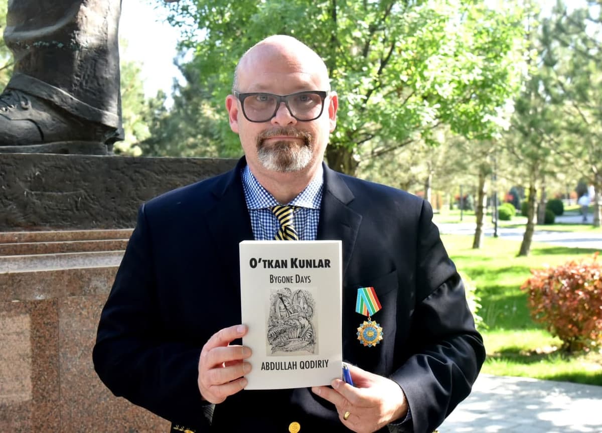 American translator of “Bygone Days” complains about non-payment of his promised honorarium