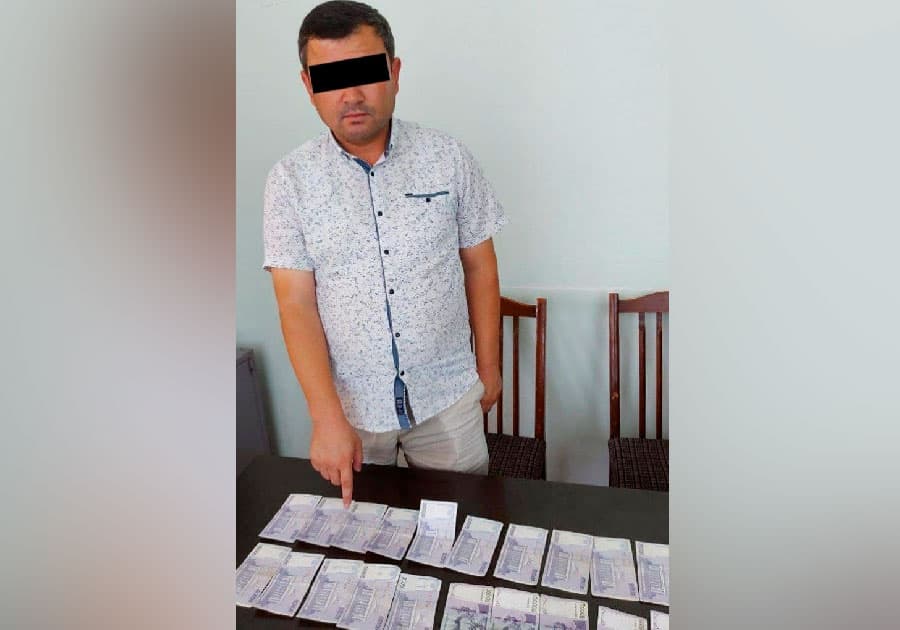 Kitobda bolalar va o‘smirlar sport maktabi direktori pora bilan qo‘lga tushdi