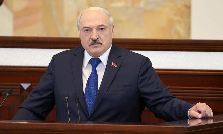 Лукашенко пообещал посадить в Минске самолет Байдена