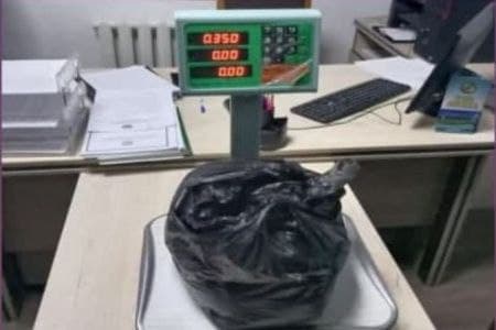 Бухорода кўп миқдорда гиёҳванд модда олиб кетаётган шахс қўлга олинди