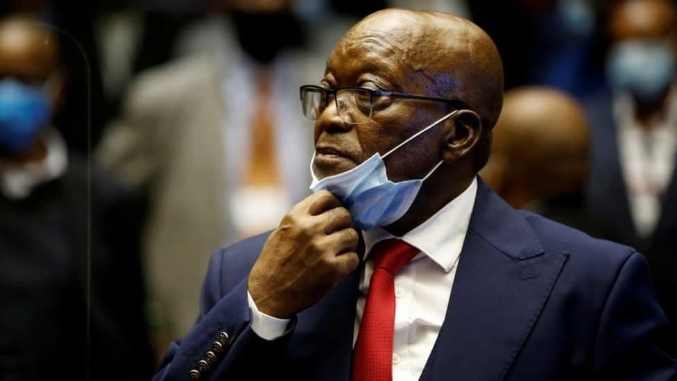 JARning sobiq prezidenti Jyeykob Zuma muddatdan oldin ozodlikka chiqarildi