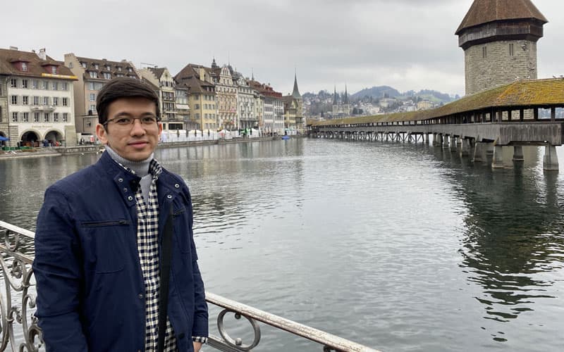 «O‘sha parta va o‘sha dars, lekin ta'limga munosabat butunlay boshqacha» – Jyeneva universiteti magistri bilan suhbat