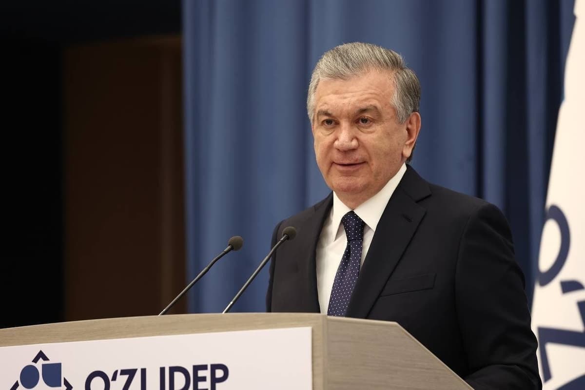 Xorazmda 650 ta köp qavatli uy, Urganç aeroportida yangi terminal va şahar böylab yangi trolleybus halqa yöli quriladi – Prezident