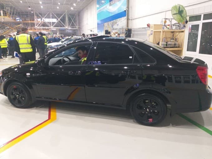 UzAuto Motors представила обновленную Lacetti Redline