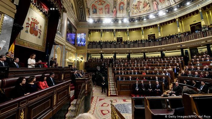 Ispaniya parlamenti qirolni daxlsizlik huquqidan mahrum qilish taklifini ko‘rib chiqadi