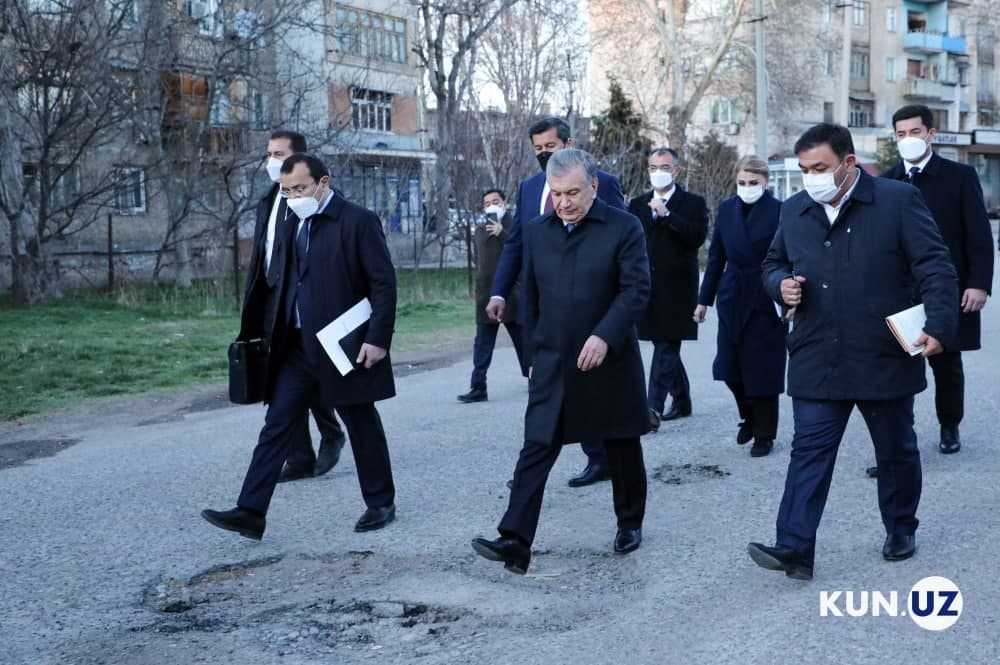 Мирзиёев раскритиковал руководителей, занимающихся очковтирательством