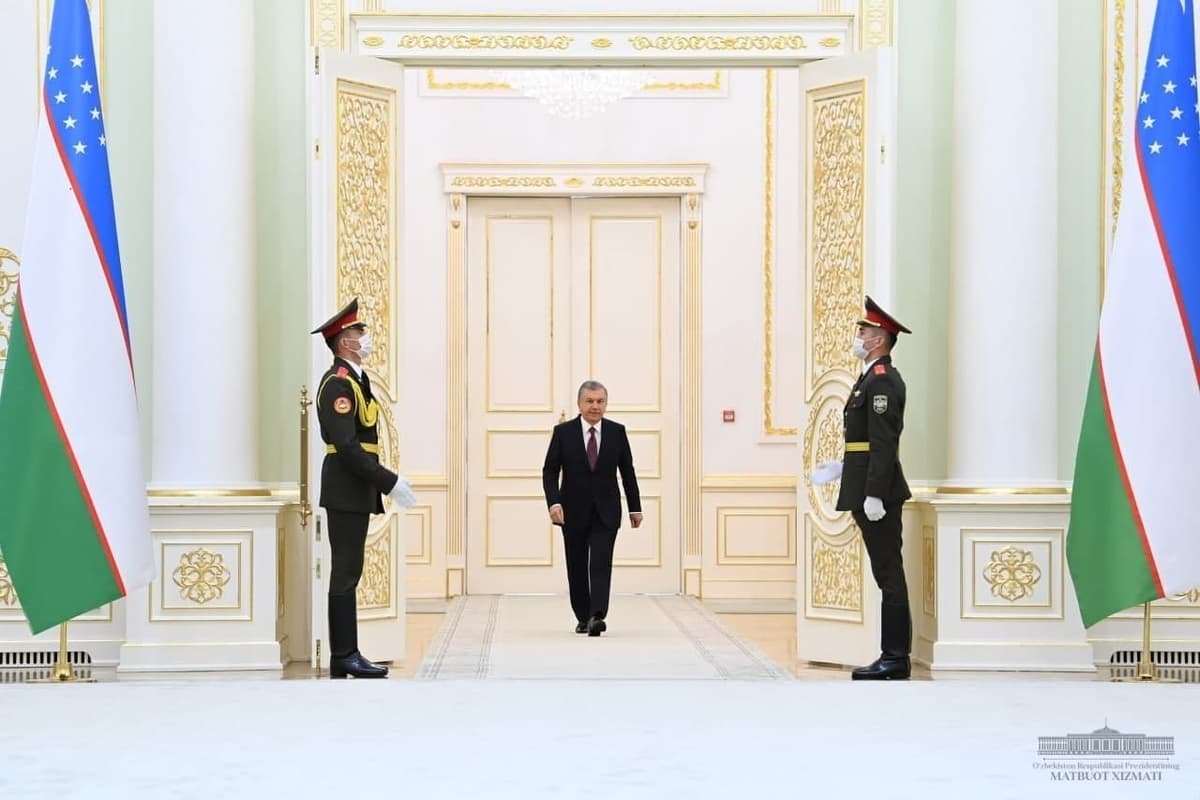 Ўзбекистон президенти янги тайинланган элчиларни қабул қилди