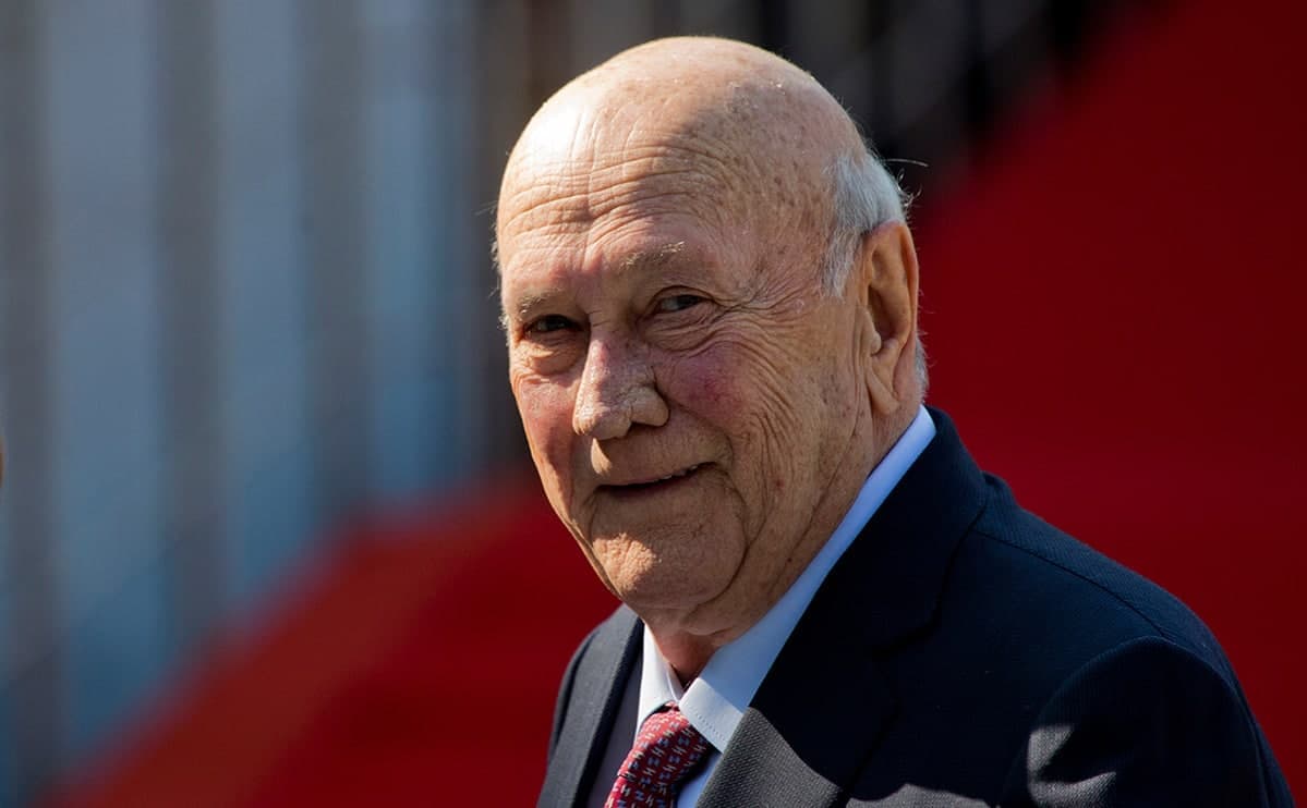 JARning oxirgi oq tanli prezidenti Frederik de Klerk vafot etdi