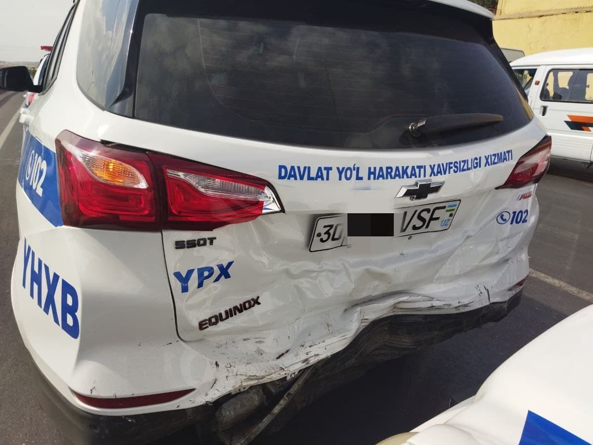 Samarqandda YPX mashinasi va mikroavtobus o‘rtasida to‘qnashuv sodir bo‘ldi