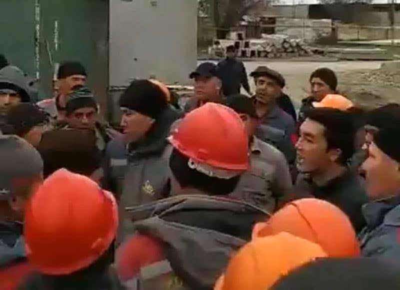 В «Узбекистон темир йуллари» прокомментировали невыплаты зарплат рабочим