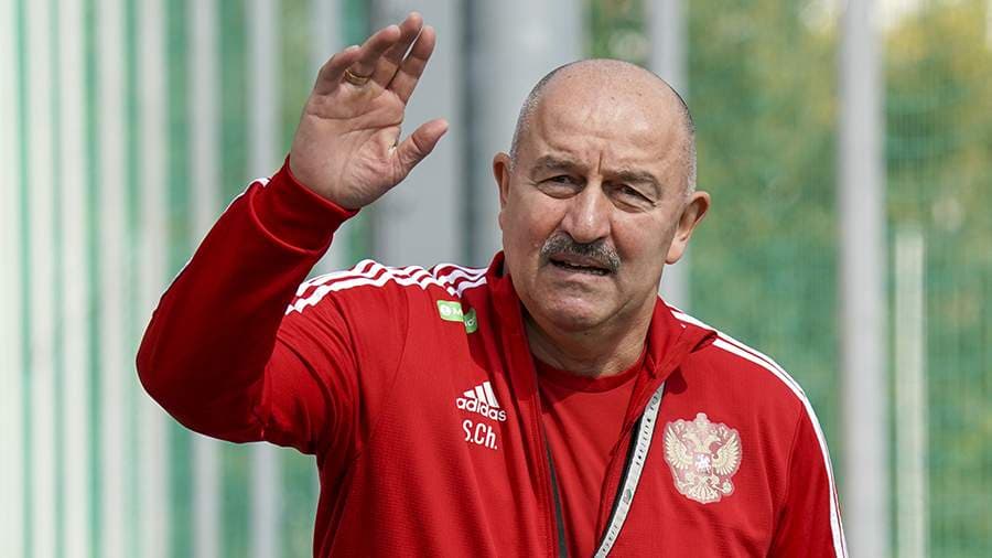  Черчесов покинул пост главного тренера сборной России по футболу