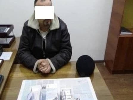 To‘rtko‘lda fuqaroga 10 gektar yer olib berishni va'da qilgan jamiyat rahbari ushlandi