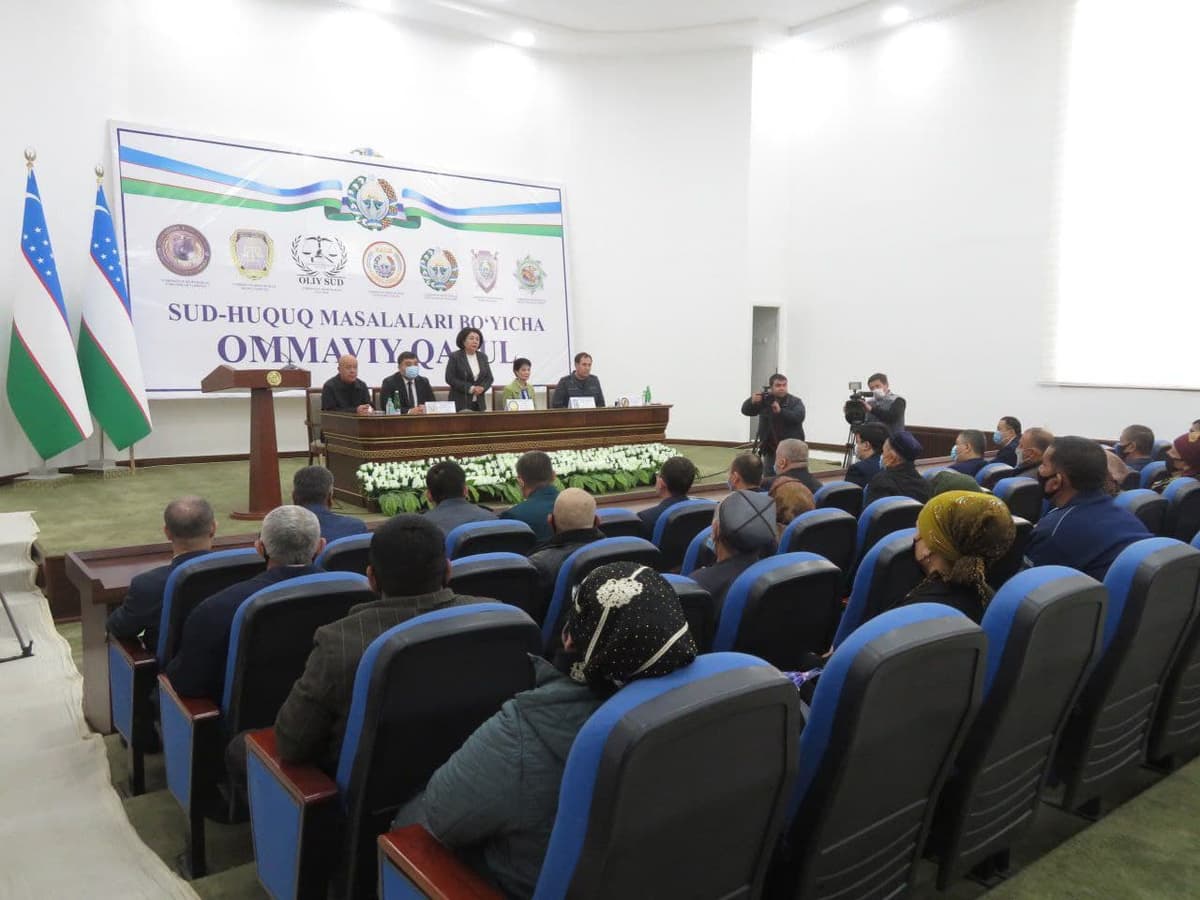 Oliy sud raisining birinchi o‘rinbosari Qiziltepada 97 ta murojaat qabul qildi