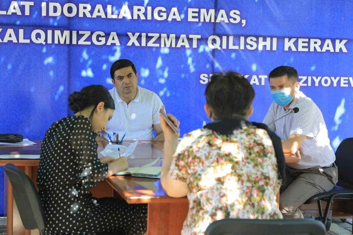 Buxoro shahri hokimi dam olish kunlarida sayyor qabul o‘tkazdi