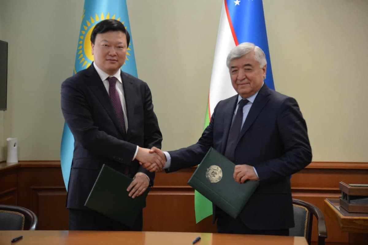 Abduhakim Hojiboyev Qozog‘iston sog‘liqni saqlash vaziri bilan uchrashdi