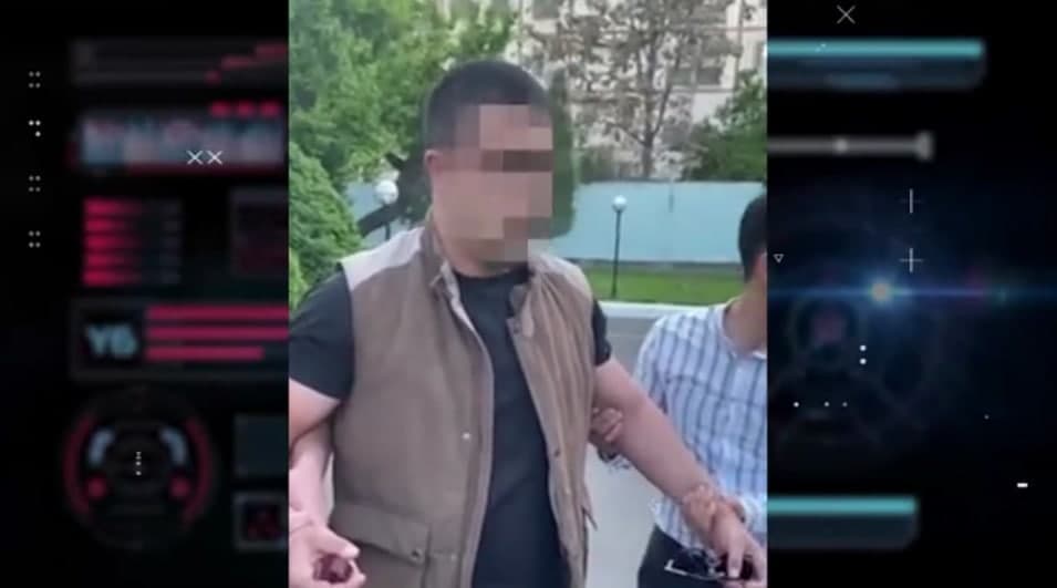 Тошкентда солиқ инспектори 3,5 минг доллар, Андижонда 15 млн сўм билан ушланди