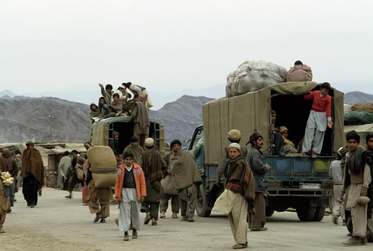 Tojikiston 100 ming nafar afg‘on qochqinlarini qabul qilishga tayyor