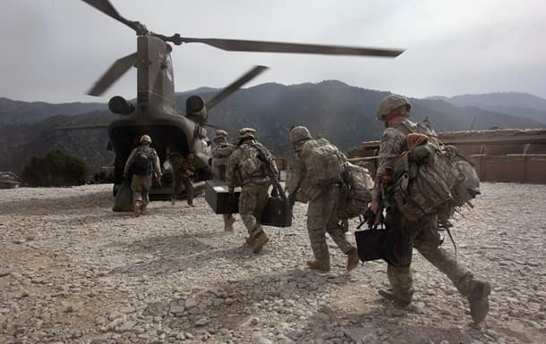 AQSh va NATO Afg‘onistondan qo‘shinlarni olib chiqishni boshladi