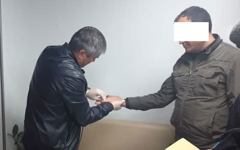 Kadastr agentligining Yangiyo‘l tumani bo‘limi boshlig‘i pora bilan ushlandi