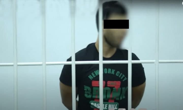 «Abu Saxiy»da o‘z akasini pichoqlab qo‘ygan fuqaro 5 yilga qamaldi