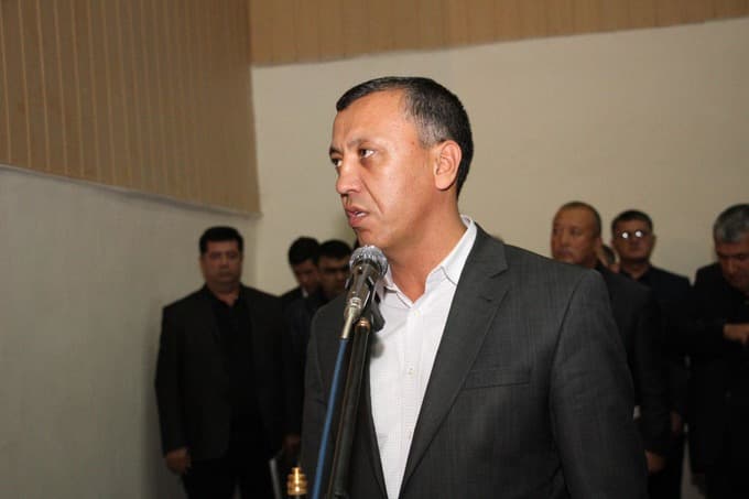 «Hayvondan nima farqi bor bu eshakning?» - Qashqadaryo viloyat Moliya boshqarmasi boshlig‘i Koson tumani moliya mudirini haqorat qildi