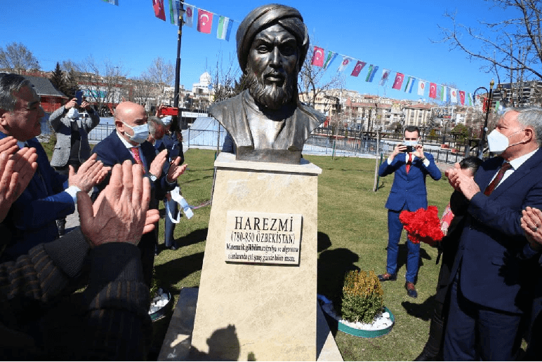 Anqarada Muhammad al-Xorazmiy sharafiga yodgorlik o‘rnatildi