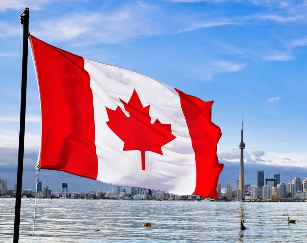Канада сари илк қадам: Canada.ca сайти билан танишув