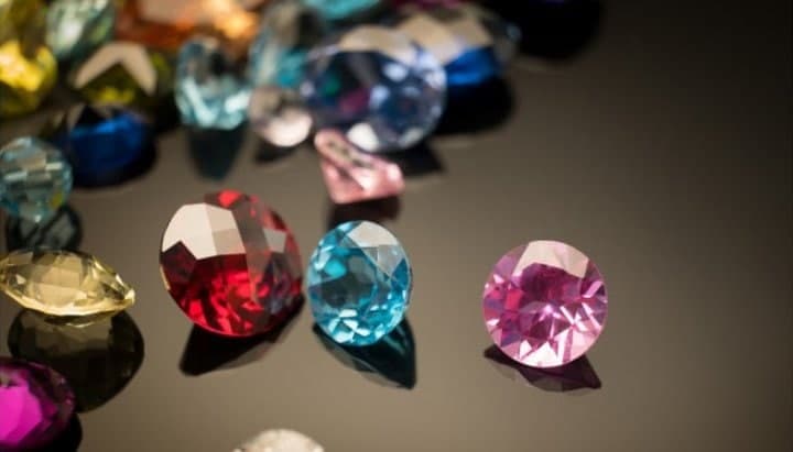 President signs law on precious metals and precious stones