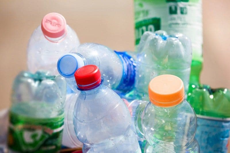Xalqaro iste'molchilar tashkiloti prezidenti bir marta ishlatilgan plastik idishlardan qayta foydalanmaslikka chaqirdi