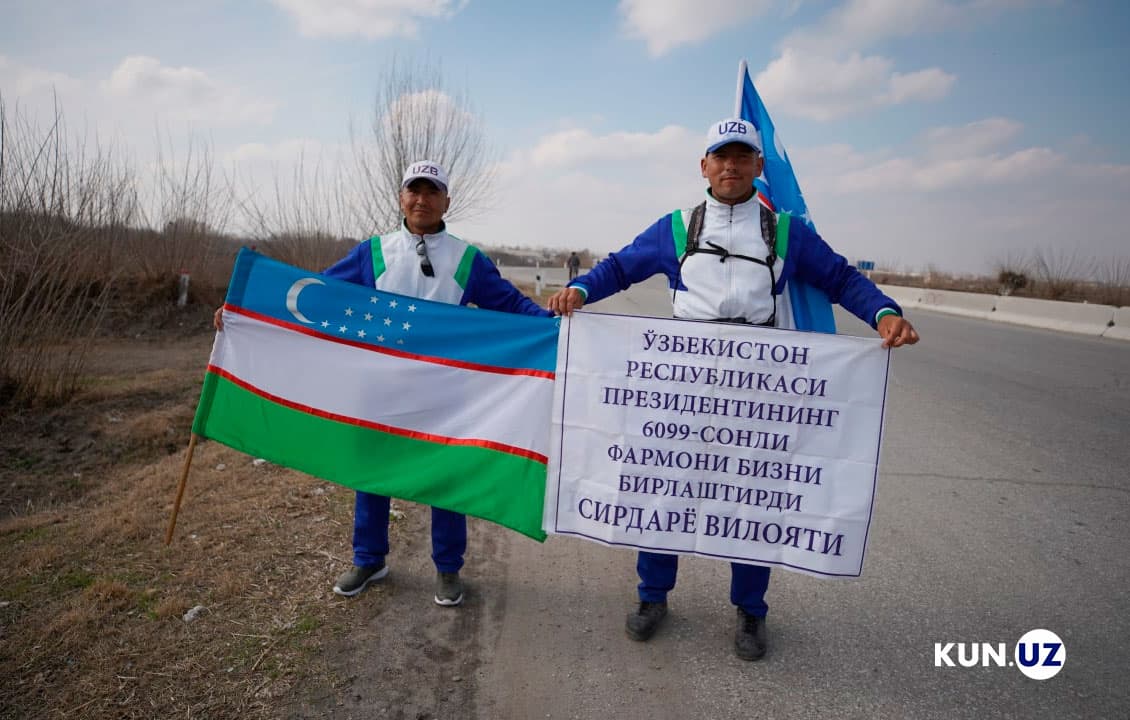 Andijondan Mo‘ynoqqacha piyoda: Yayov yurt kezayotgan ikki azamat bilan suhbat