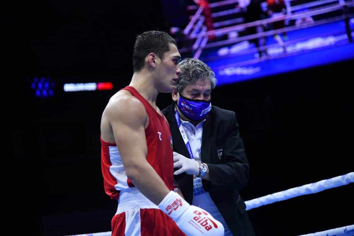 Boks bo‘yicha JCh. Shohjahon Abdullayev ilk jangdayoq nokautga uchradi