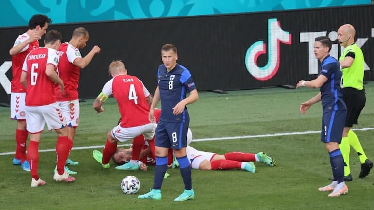 Kristian Eriksen Finlandiyaga qarshi o‘yinda hushini yo‘qotdi