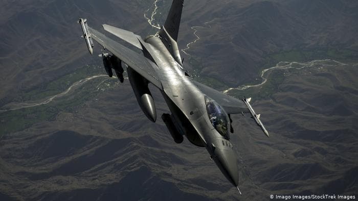 Pentagon AQSh harbiylari toliblarga aviazarbalar berganini xabar qildi